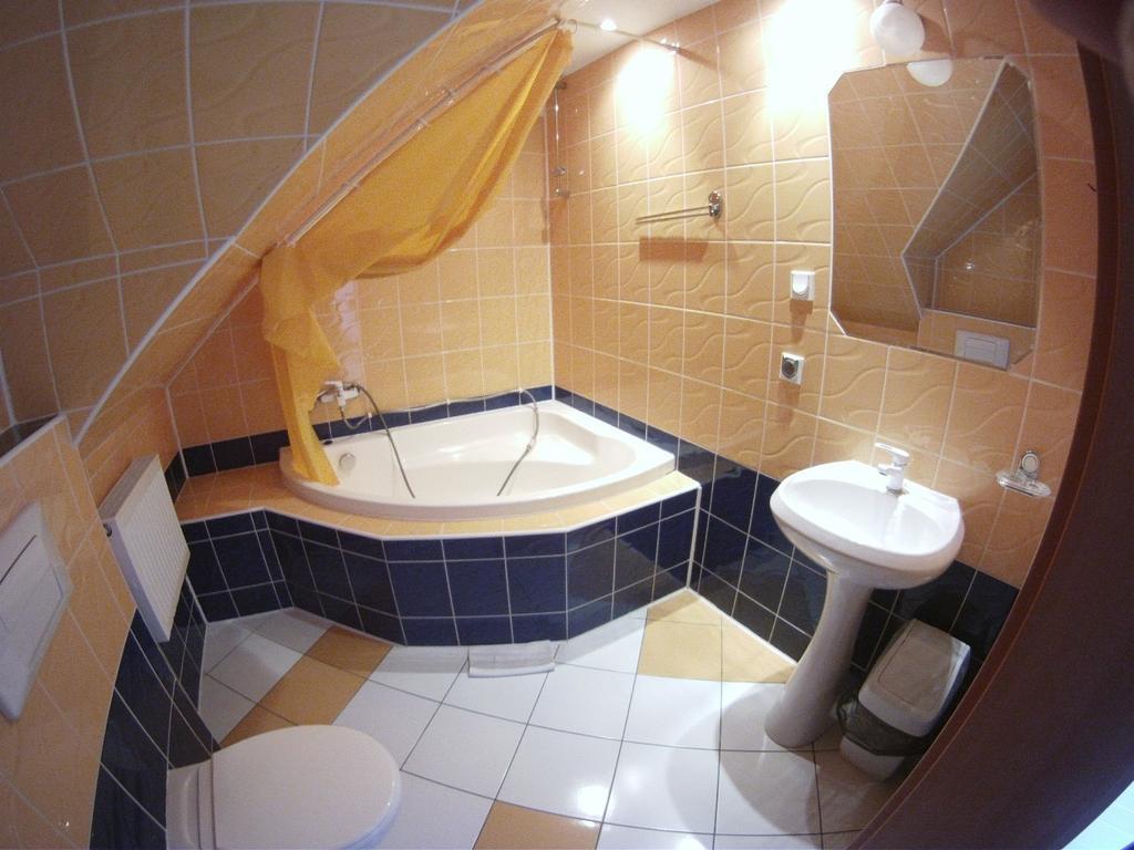 Willa Krystyna Krynica Zdroj Kamer foto